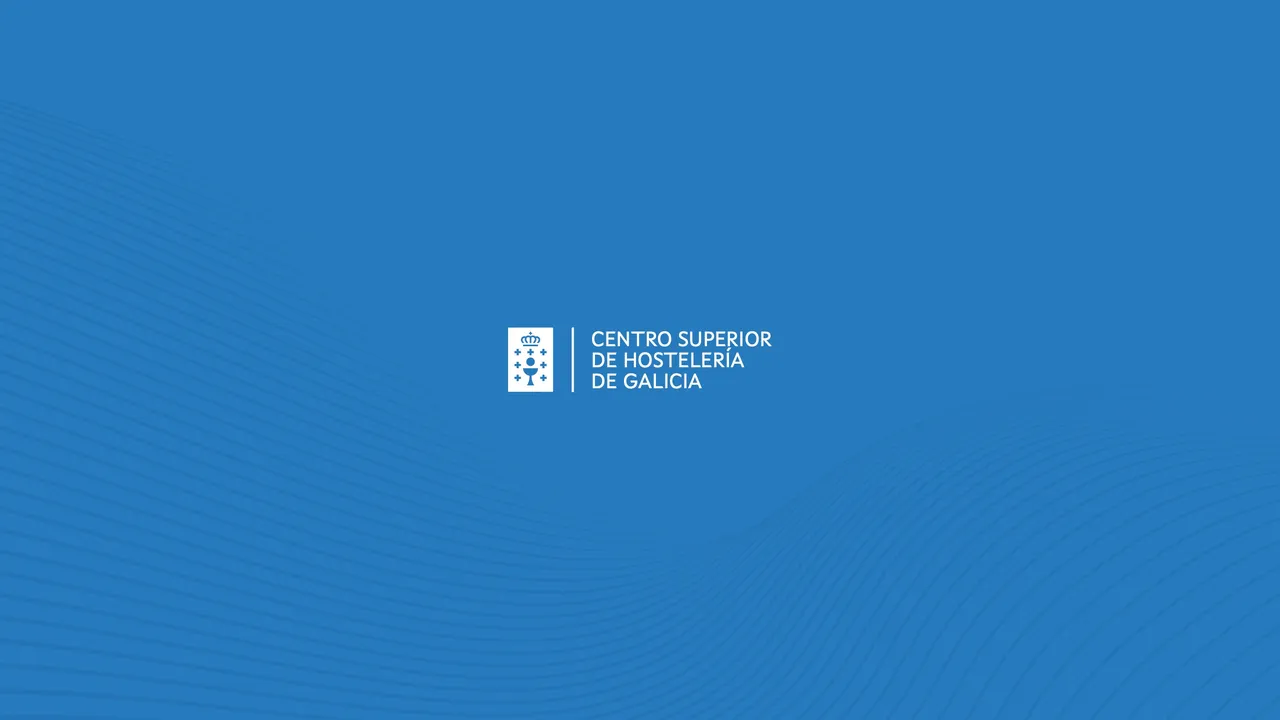 Logotipo del Centro Superior de Hostelería de Galicia en blanco sobre fondo azul